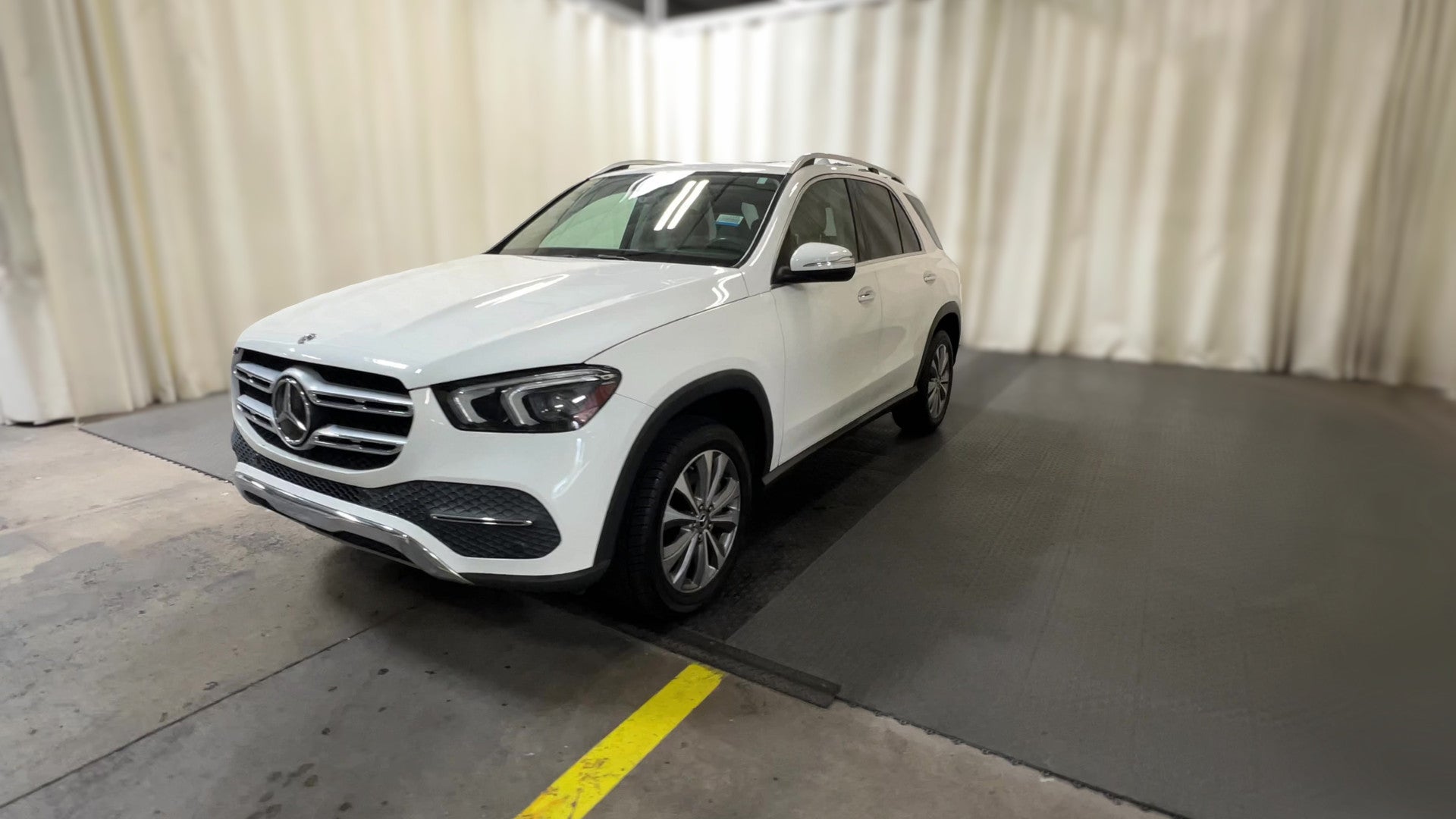 2020 Mercedes-Benz GLE vehicle photo