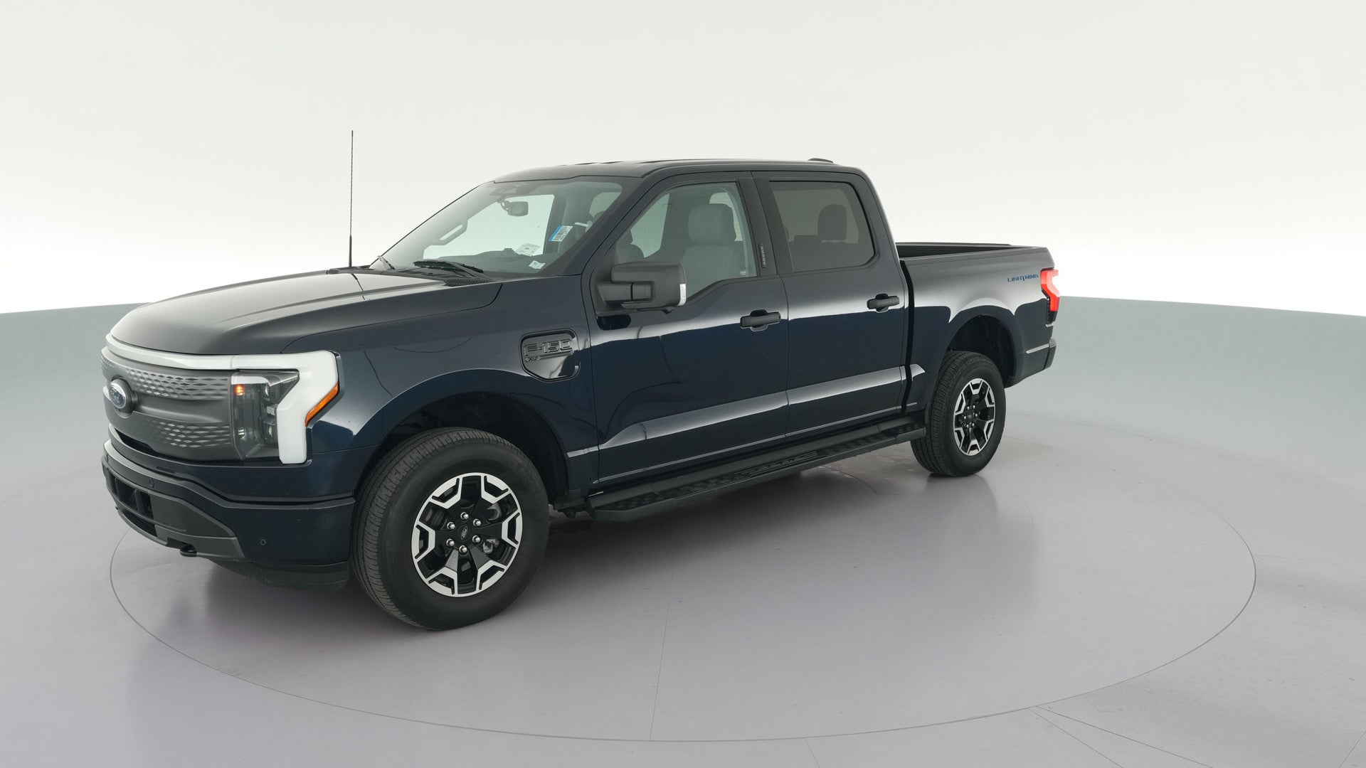 2023 Ford F150 Lightning vehicle photo
