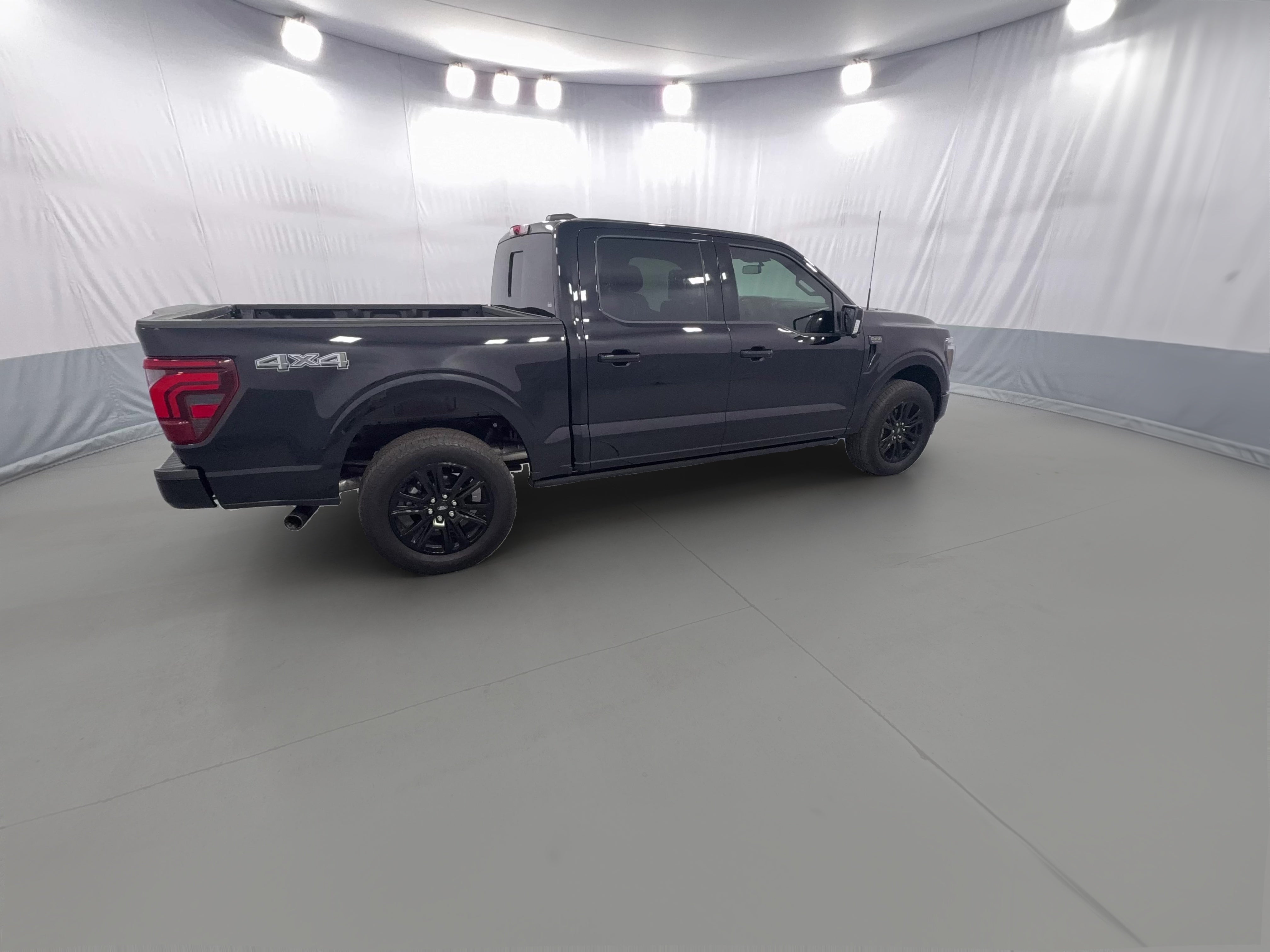 2026 Ford F-150 Platinum - Photo 40
