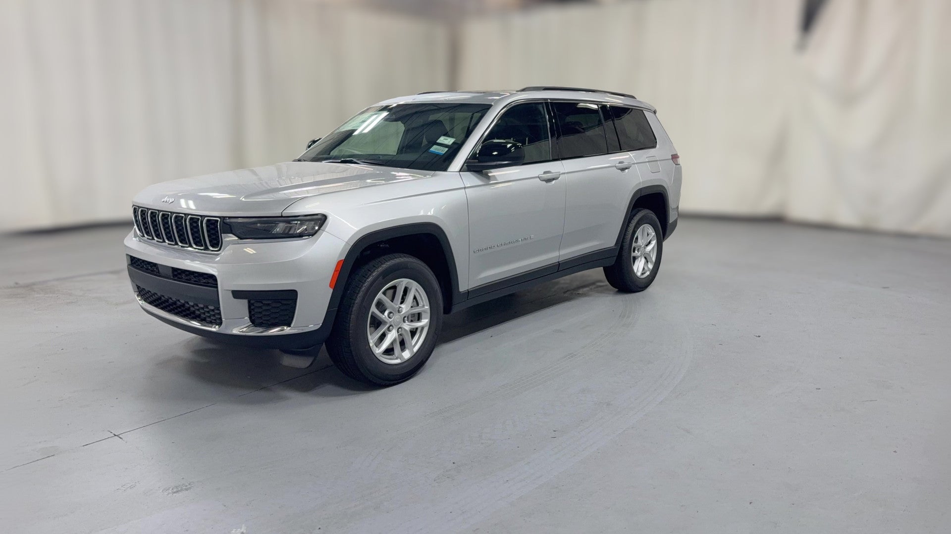 2026 Jeep Grand Cherokee L vehicle photo