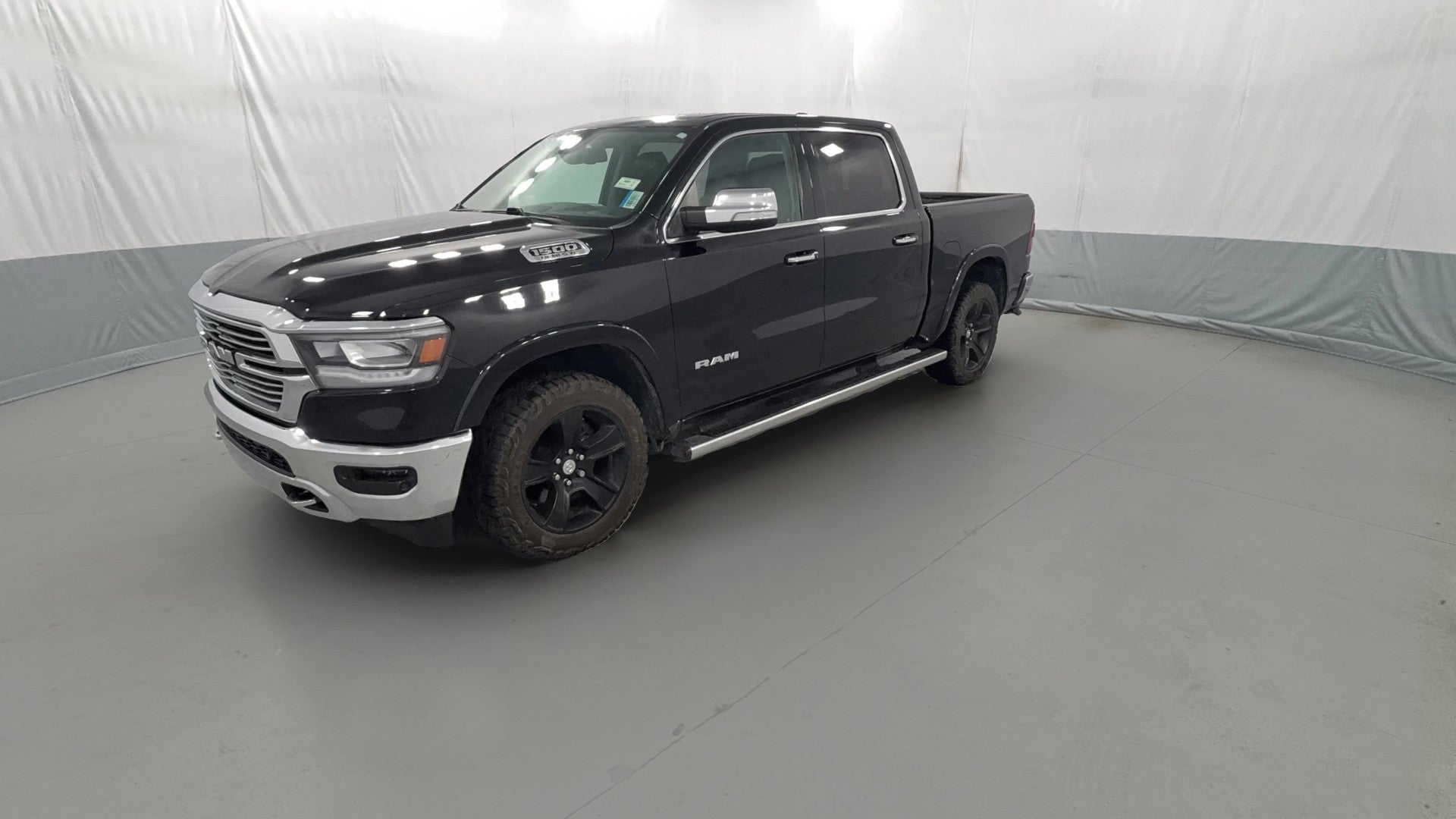 2020 Ram 1500 Crew Cab vehicle photo