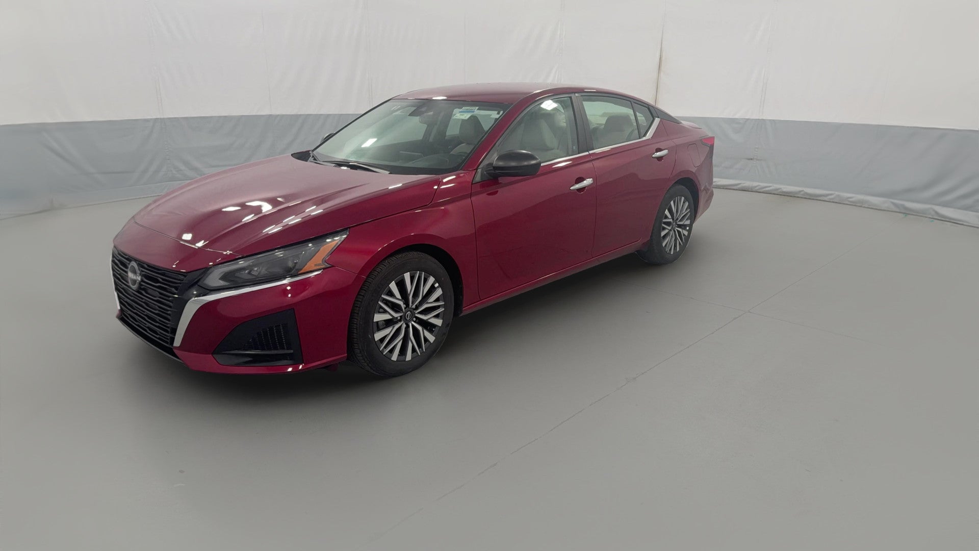 2025 Nissan Altima vehicle photo