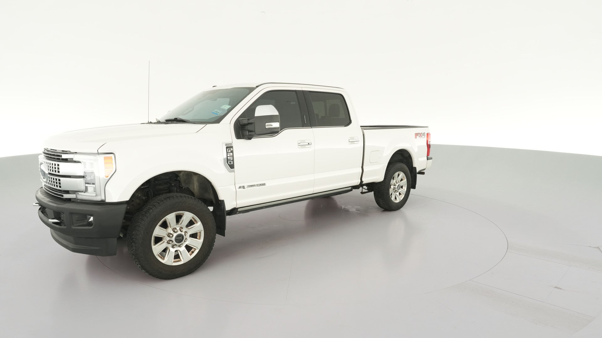 2018 Ford F250 Super Duty Crew Cab vehicle photo