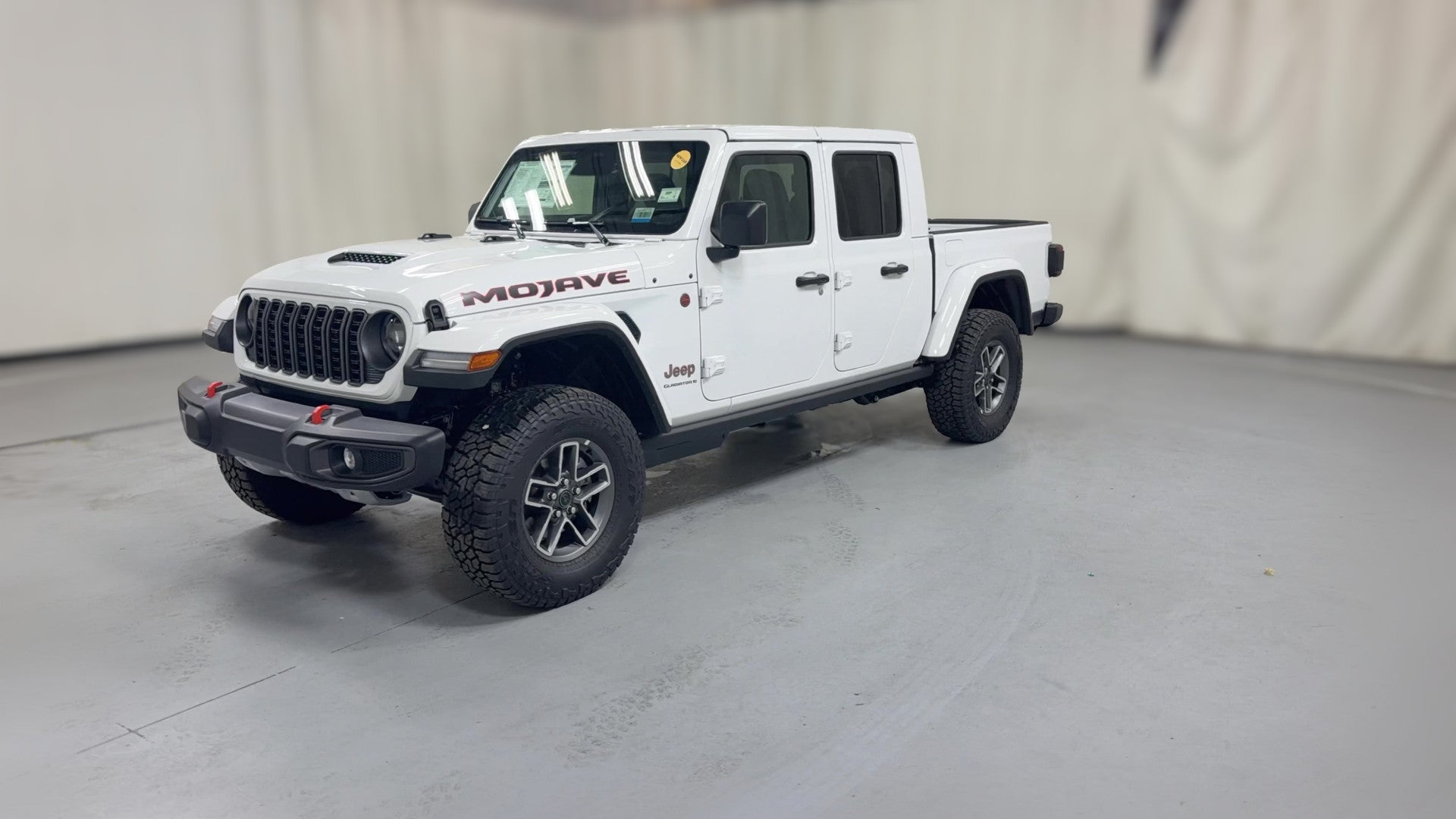 2026 Jeep Gladiator vehicle photo