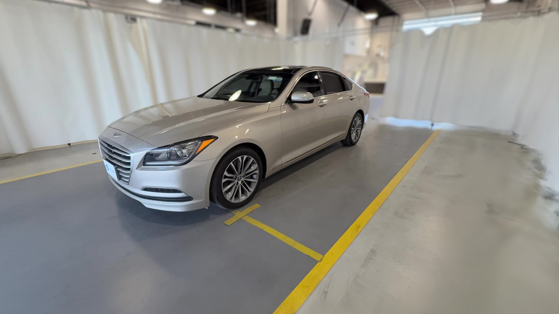 2015 Hyundai Genesis vehicle photo