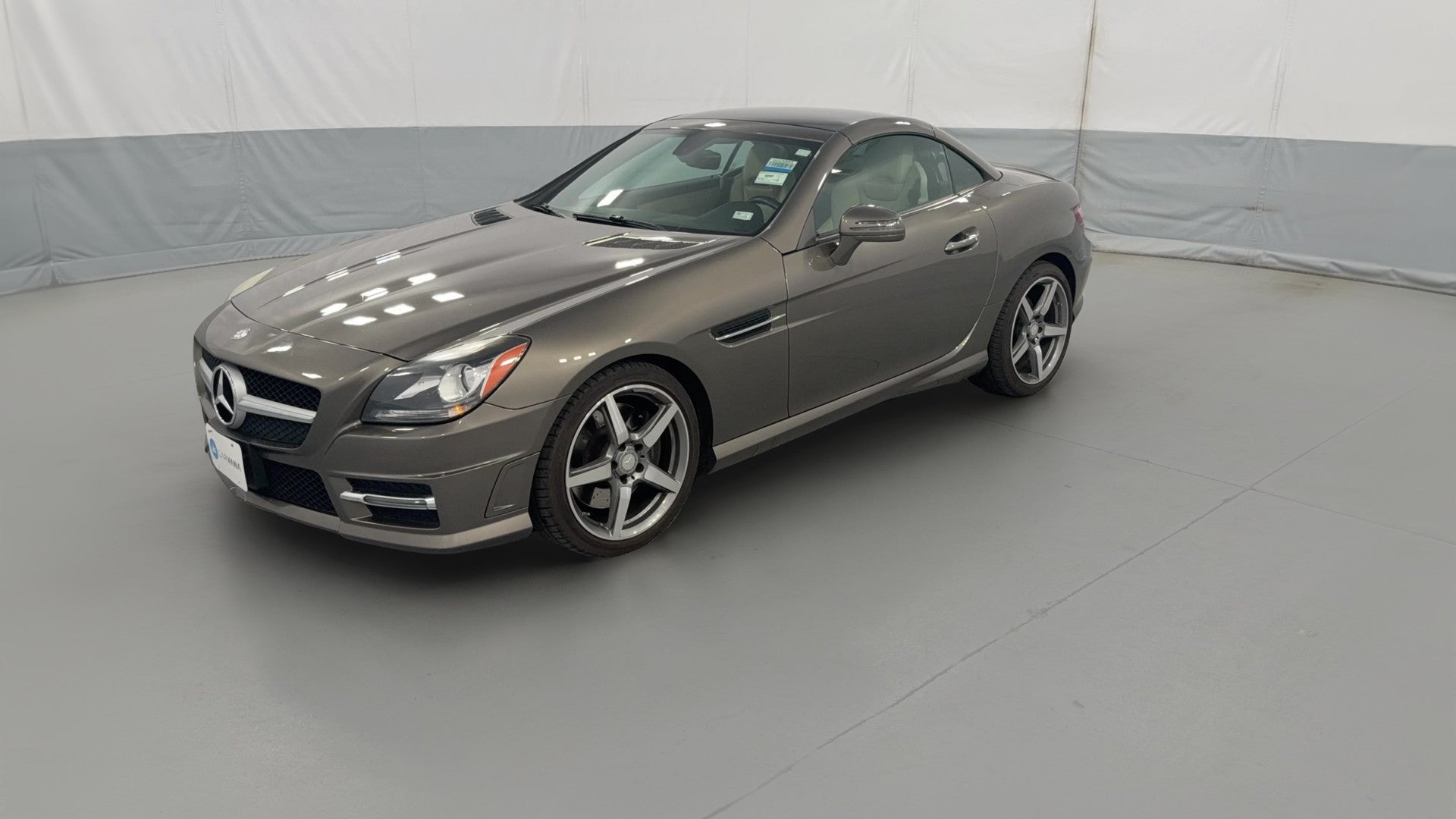 2015 Mercedes-Benz SLK-Class vehicle photo