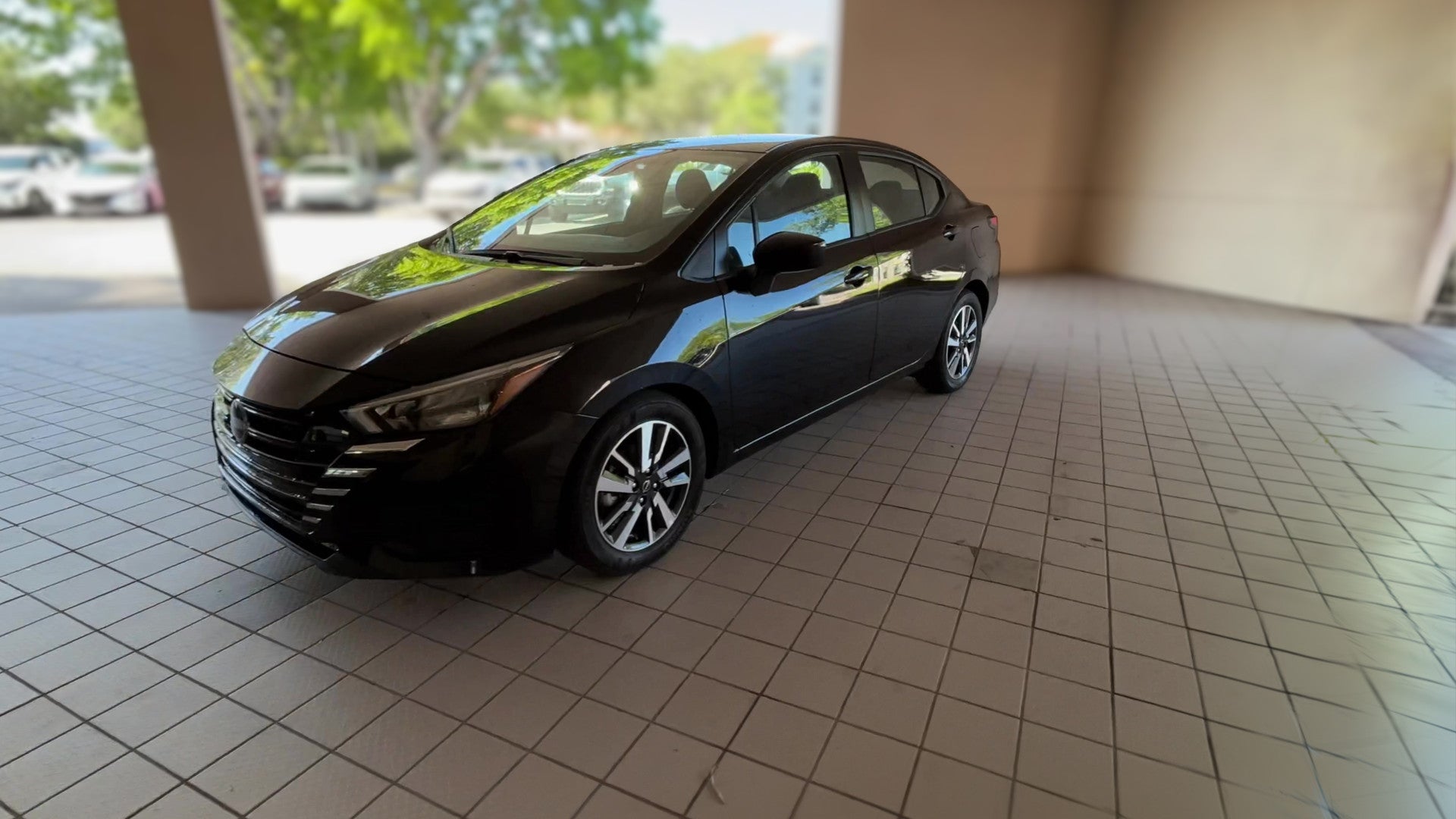 2025 Nissan Versa vehicle photo