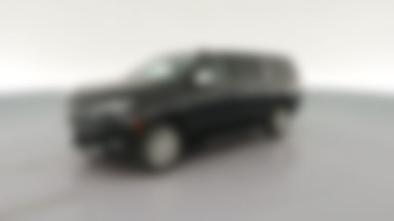 2024 Chevrolet Suburban vehicle photo