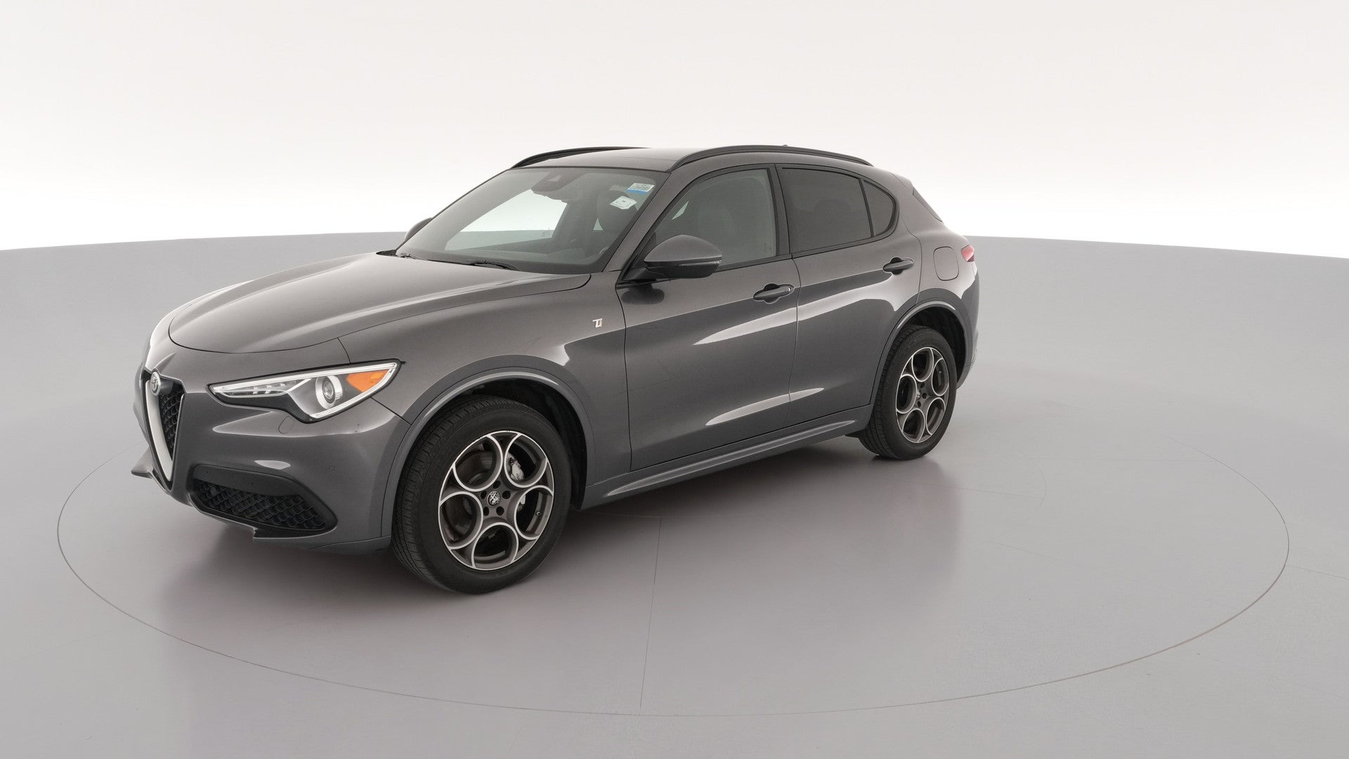 2023 Alfa Romeo Stelvio vehicle photo