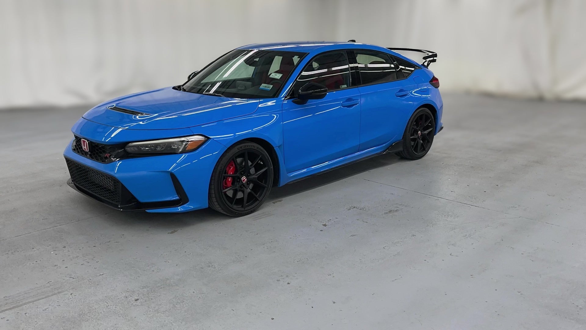 2025 Honda Civic Type R vehicle photo