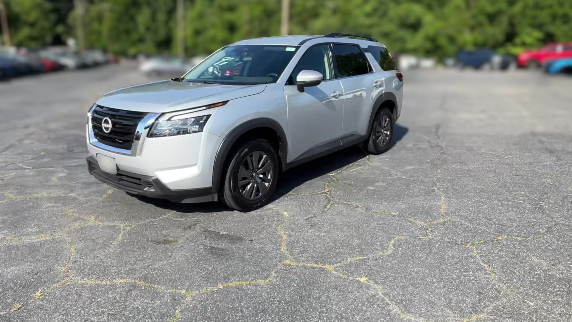 2025 Nissan Pathfinder vehicle photo