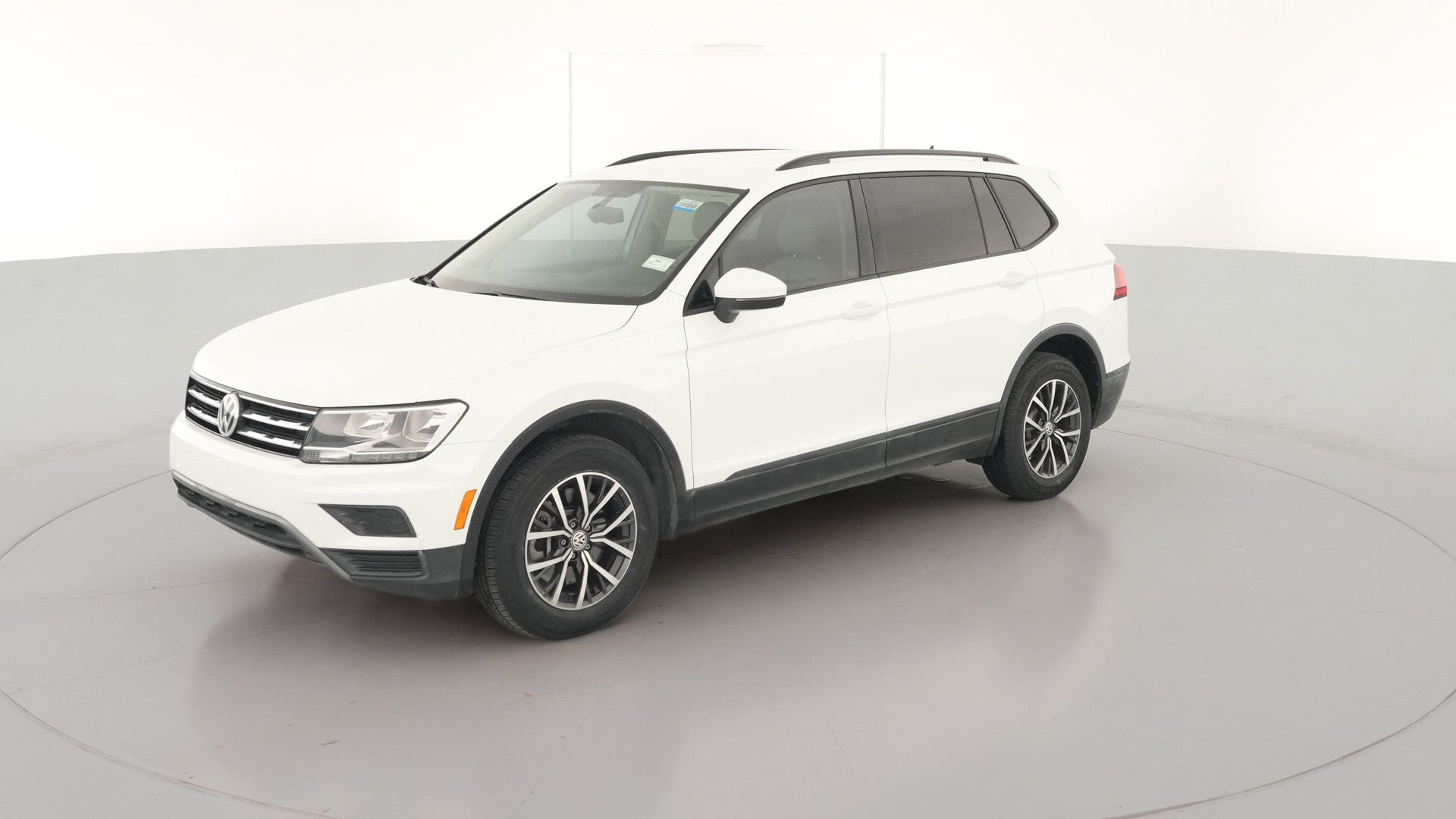 2021 Volkswagen Tiguan vehicle photo