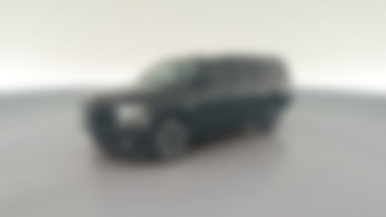 2018 Chevrolet Suburban vehicle photo