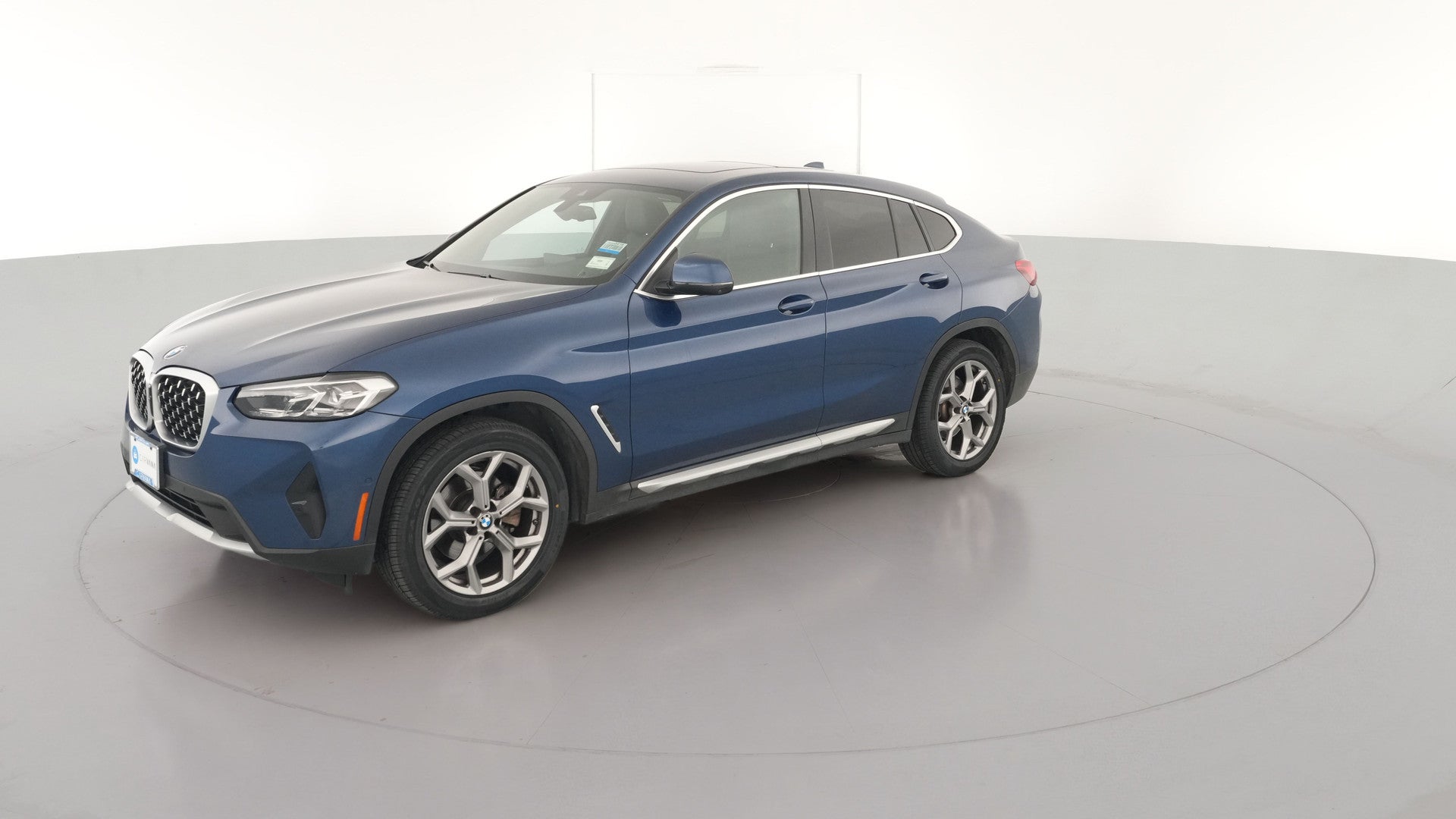 2023 BMW X4 vehicle photo