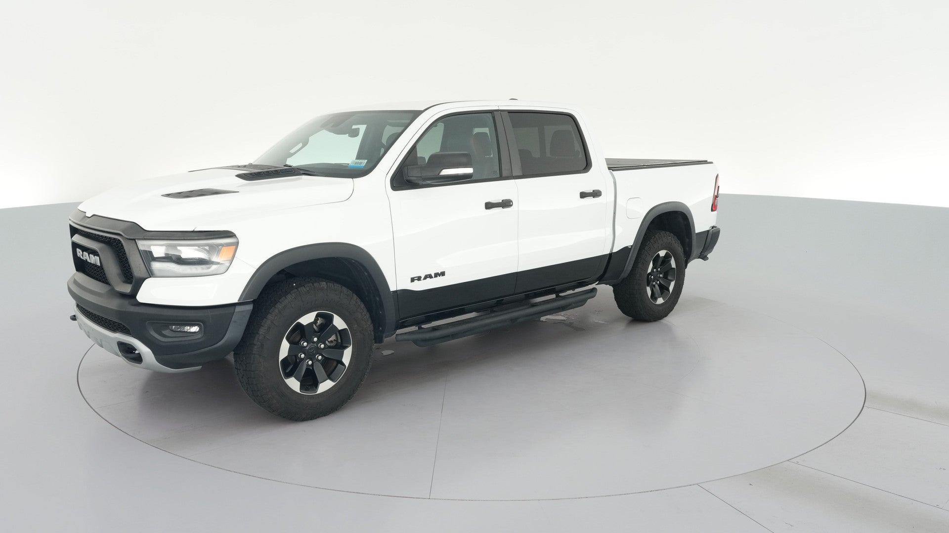 2022 Ram 1500 Crew Cab vehicle photo