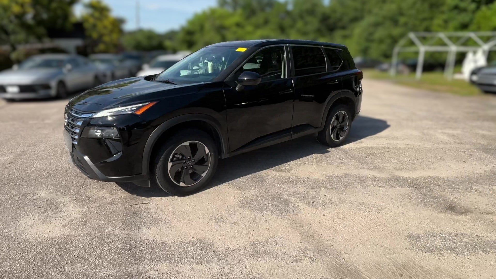 2025 Nissan Rogue vehicle photo