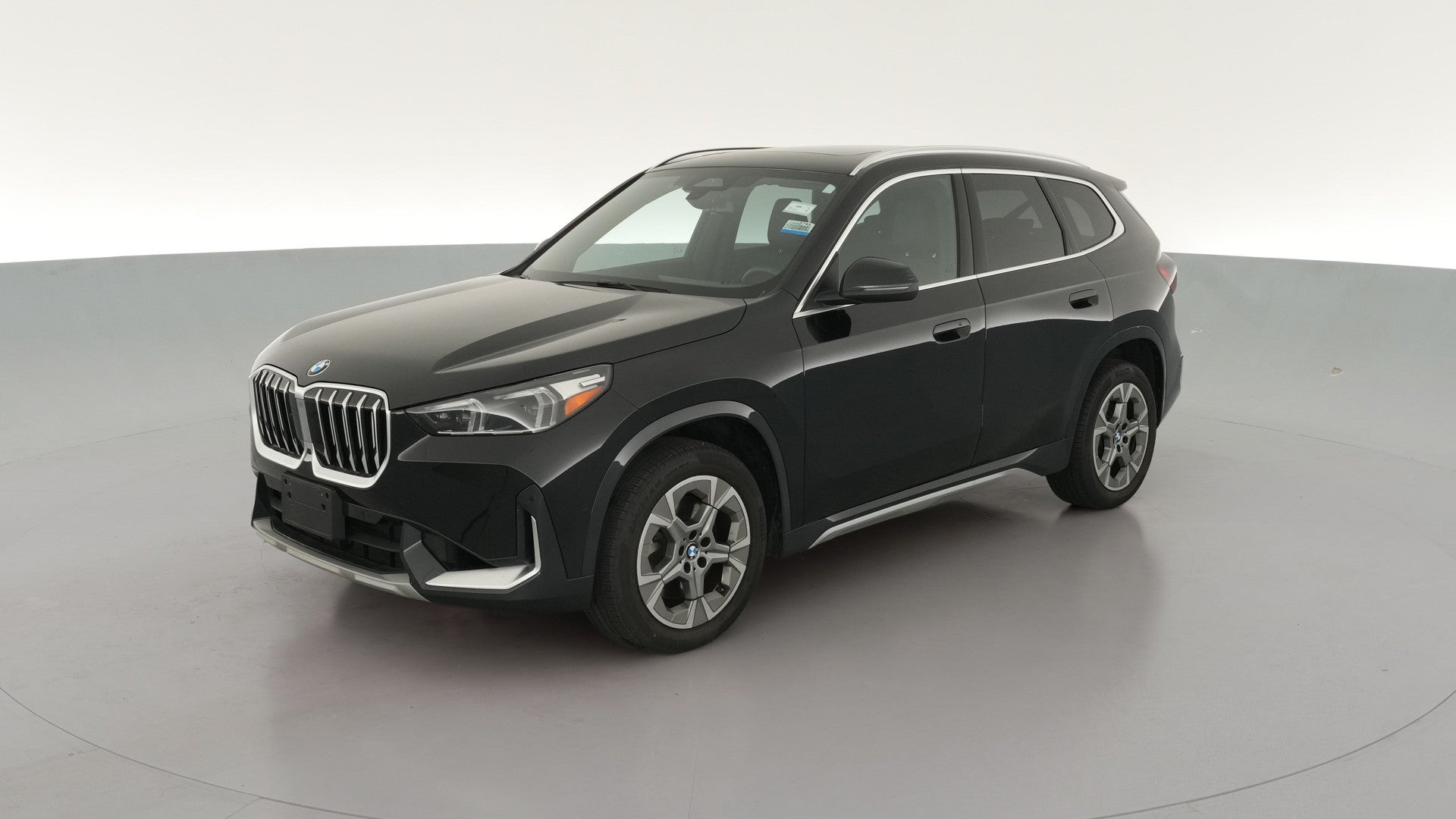 2025 BMW X1 vehicle photo