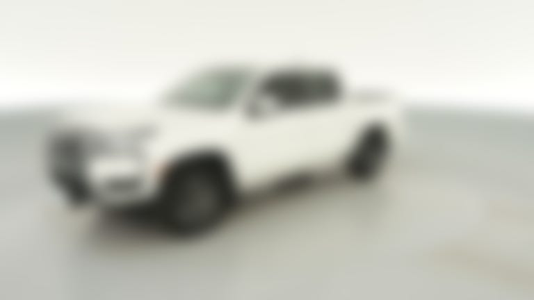 2025 Nissan Frontier Crew Cab vehicle photo