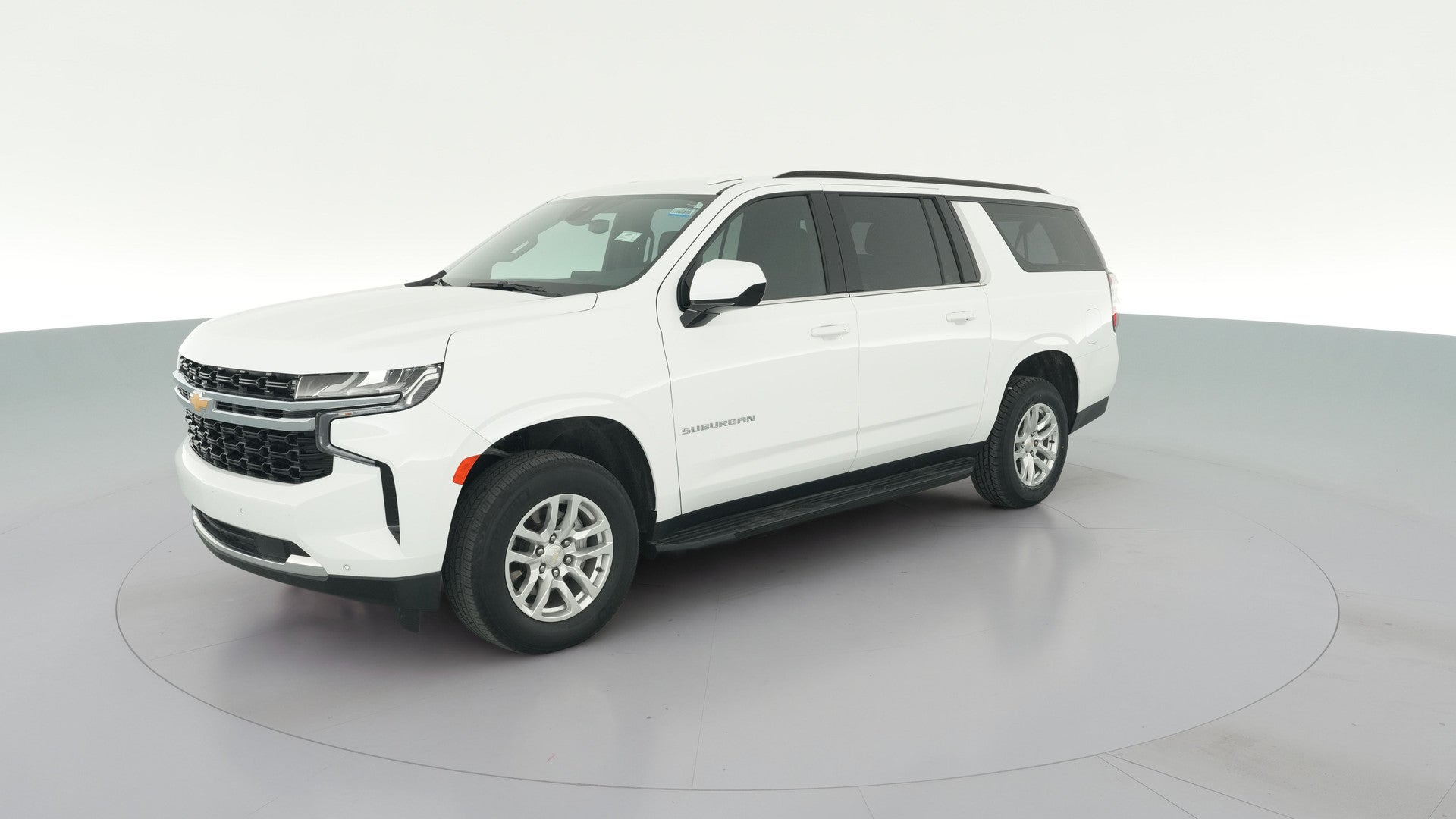 2022 Chevrolet Suburban vehicle photo