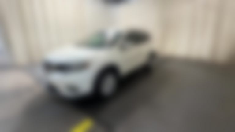 2015 Nissan Rogue vehicle photo
