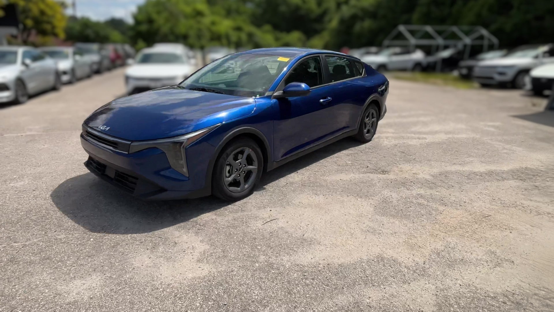 2025 Kia K4 vehicle photo