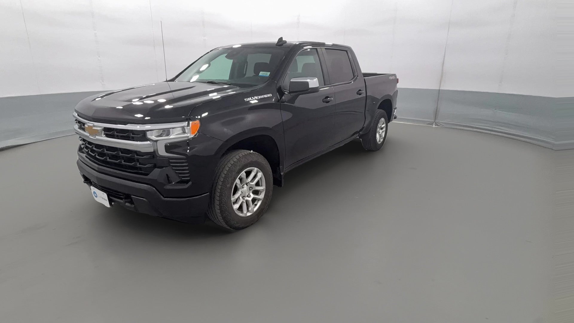 2022 Chevrolet Silverado 1500 Crew Cab vehicle photo