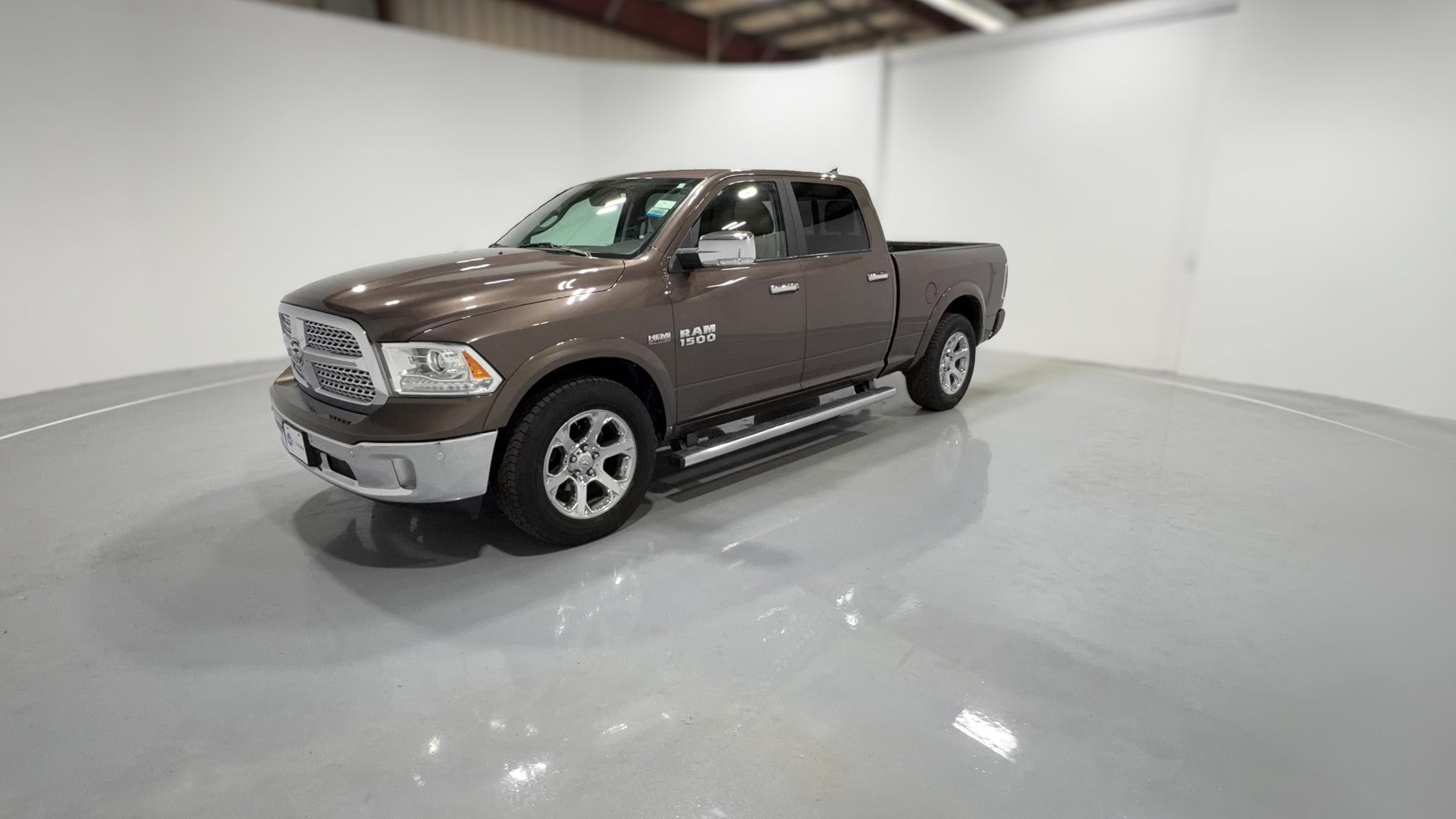 2018 Ram 1500 Crew Cab vehicle photo