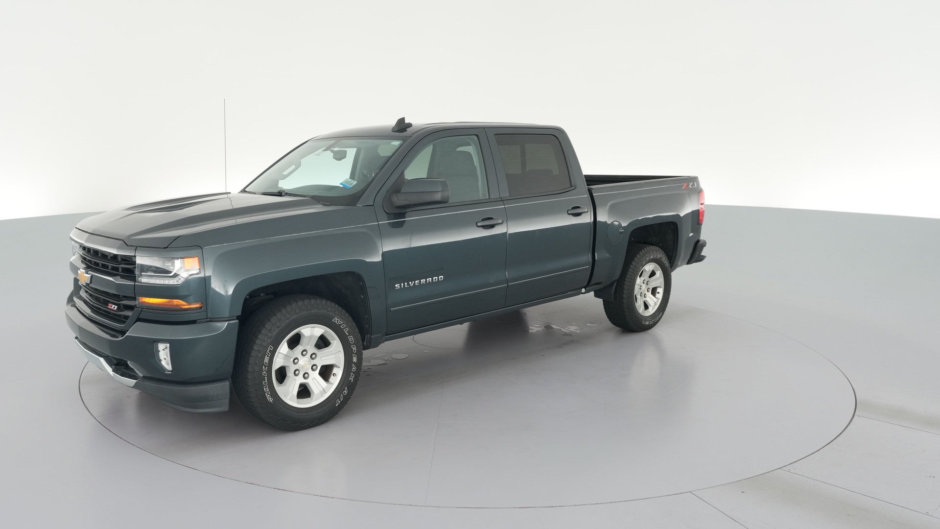 2018 Chevrolet Silverado 1500 Crew Cab vehicle photo