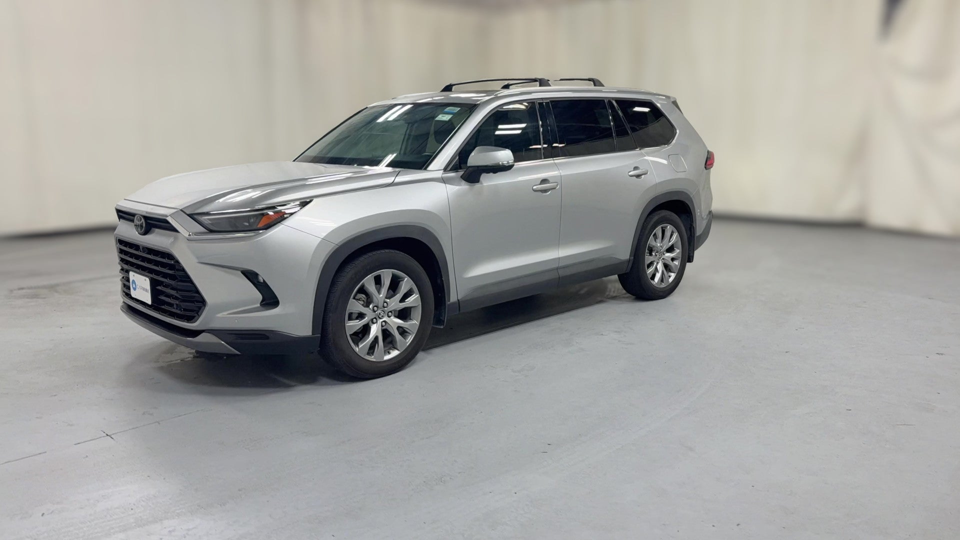 2024 Toyota Grand Highlander vehicle photo