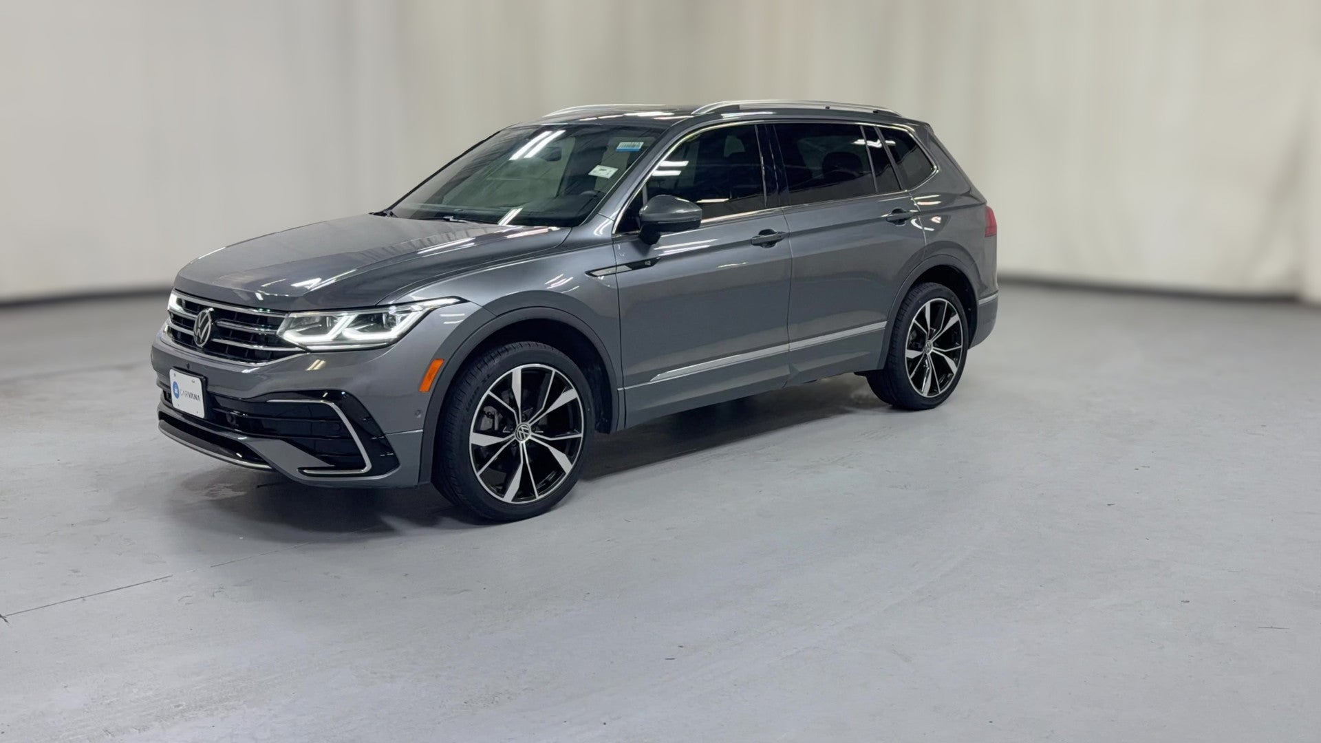 2022 Volkswagen Tiguan vehicle photo