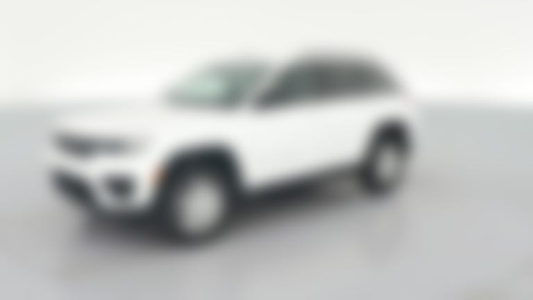 2025 Jeep Grand Cherokee vehicle photo