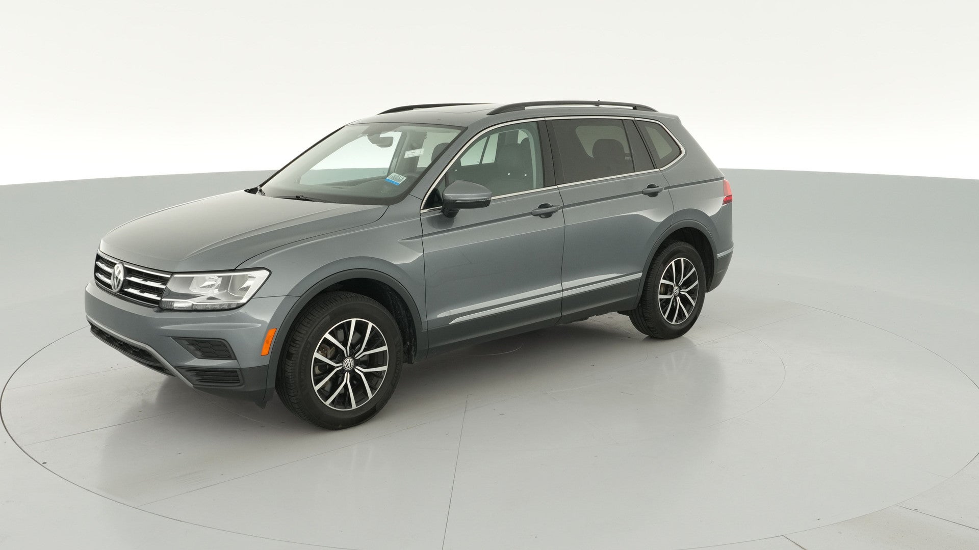 2021 Volkswagen Tiguan vehicle photo