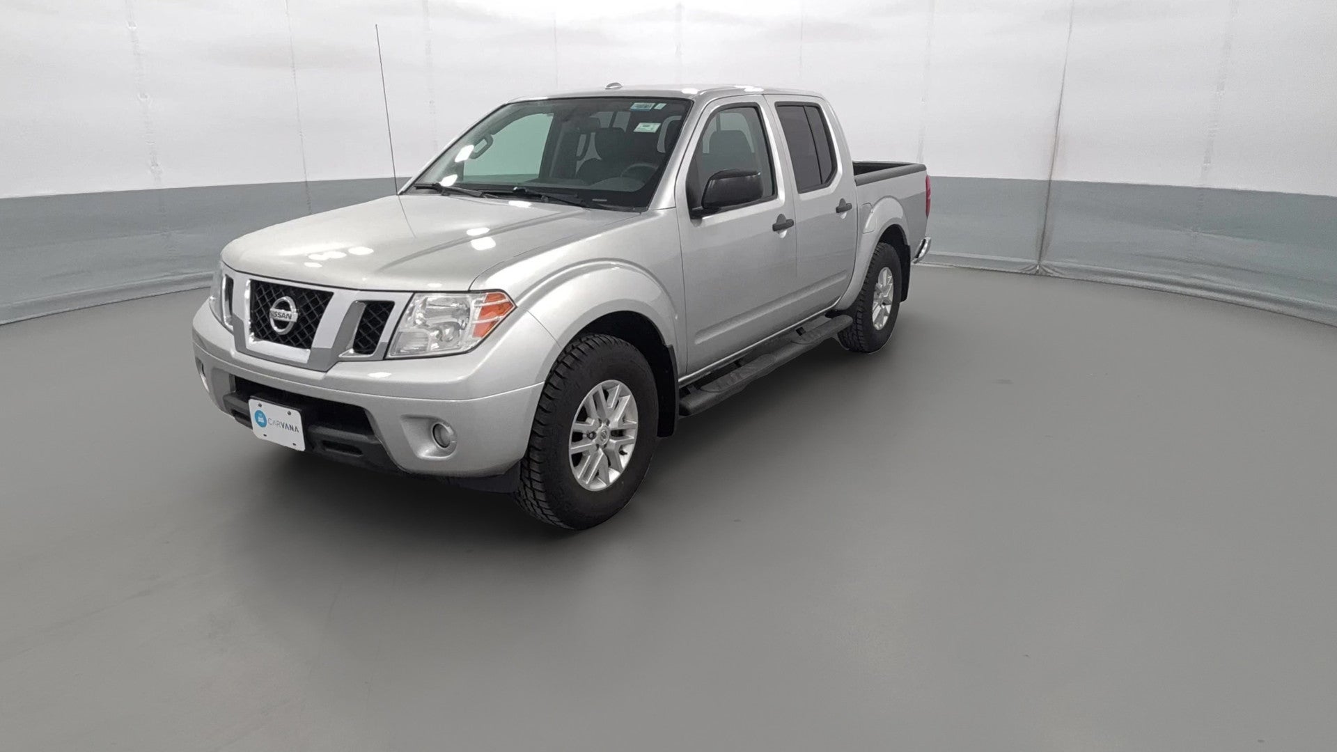 2014 Nissan Frontier Crew Cab vehicle photo