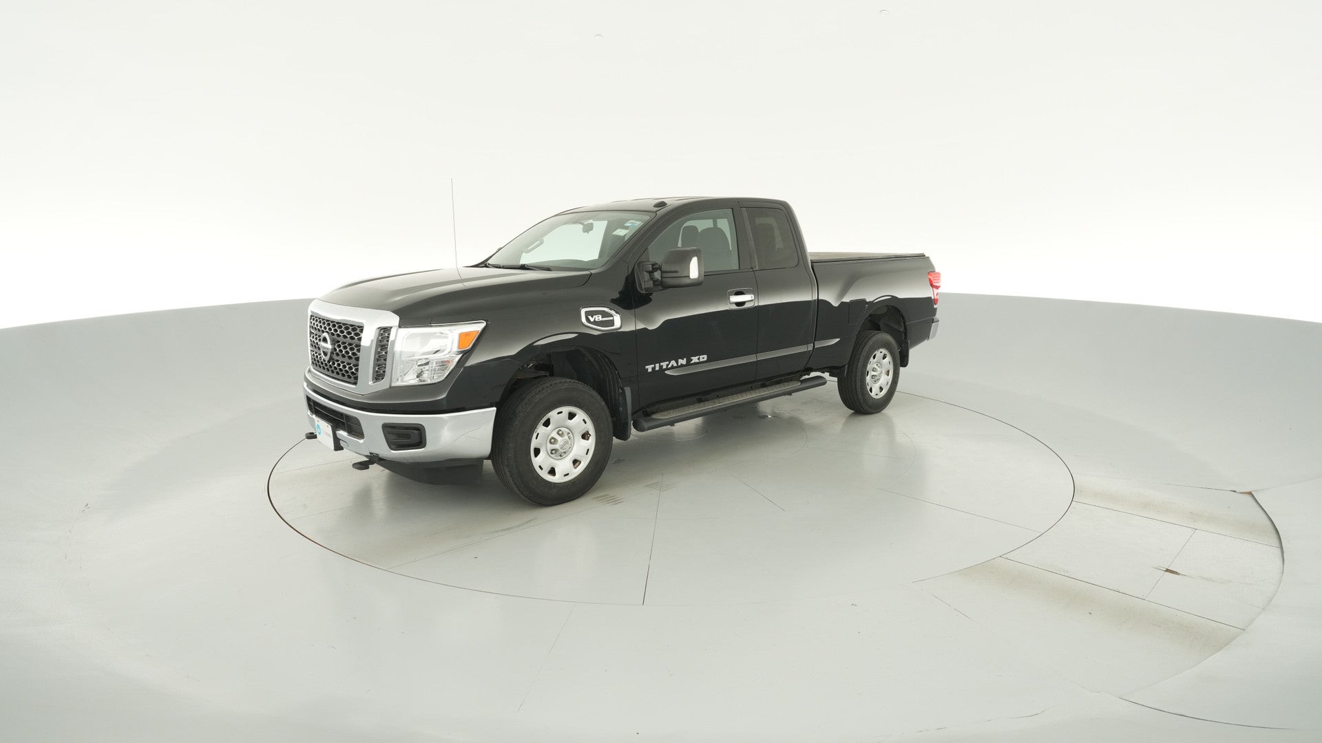 2018 Nissan TITAN XD King Cab vehicle photo