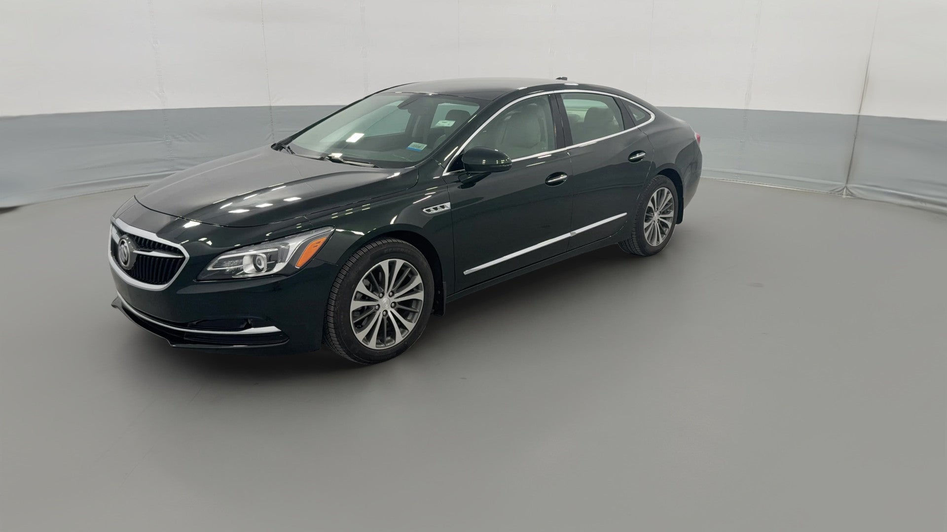 2017 Buick LaCrosse vehicle photo