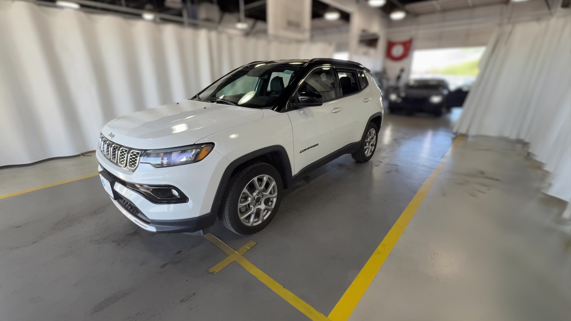 2025 Jeep Compass vehicle photo