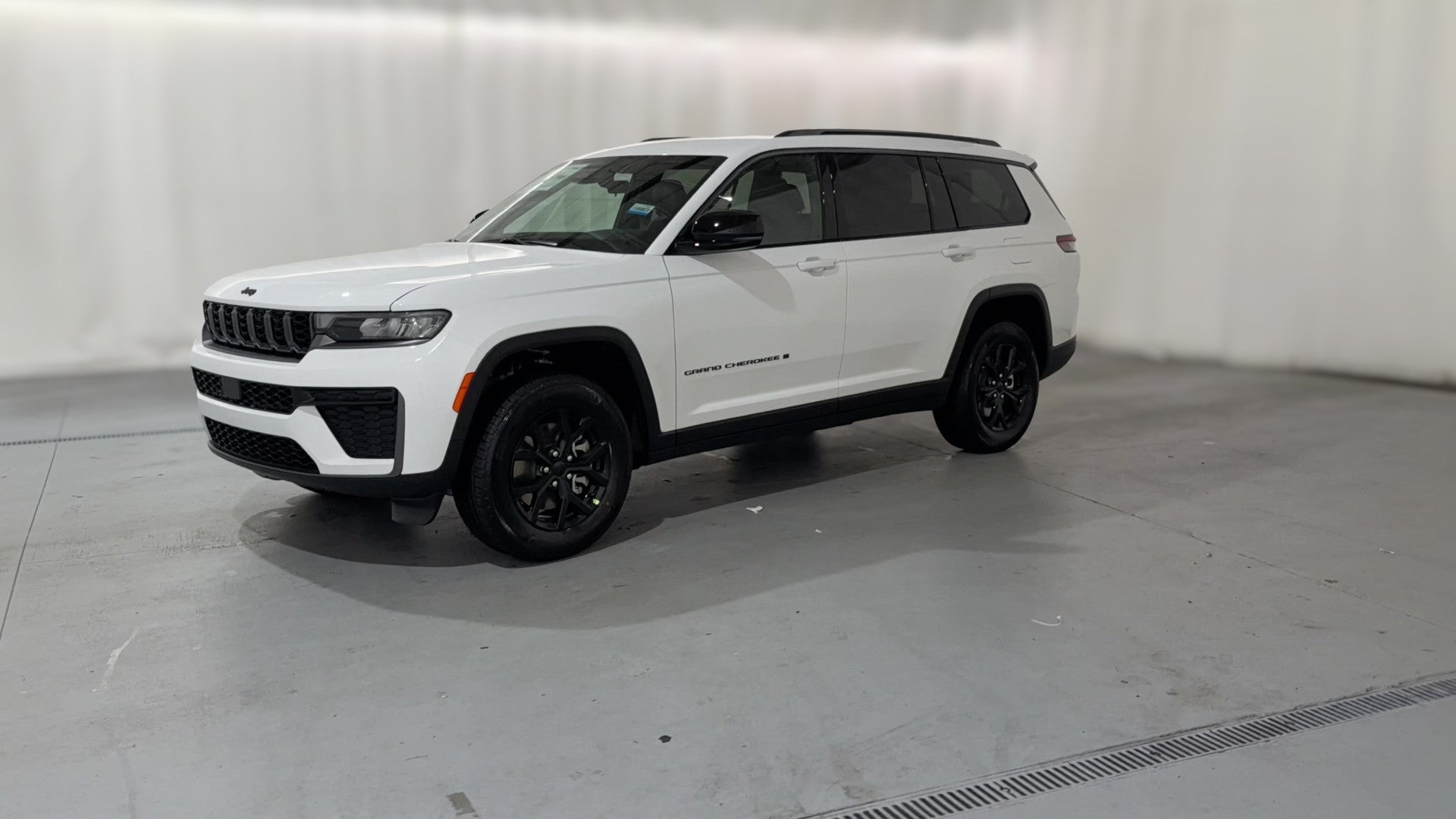 2026 Jeep Grand Cherokee L vehicle photo