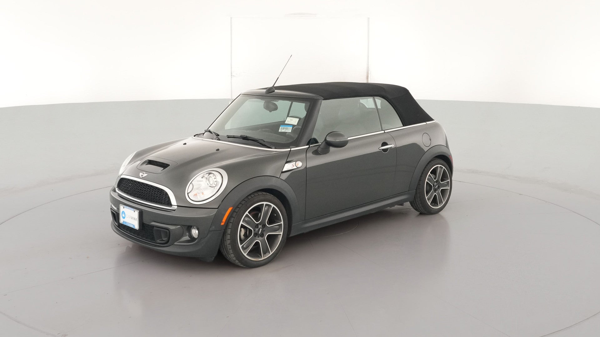 2014 MINI Convertible vehicle photo