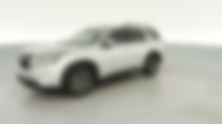 2025 Nissan Pathfinder vehicle photo