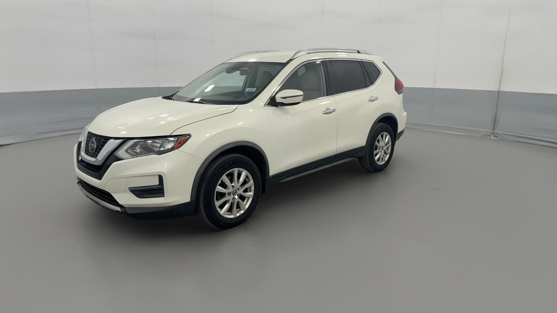 2020 Nissan Rogue vehicle photo