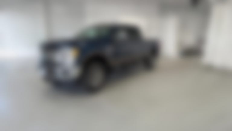 2017 Ford F350 Super Duty Crew Cab vehicle photo