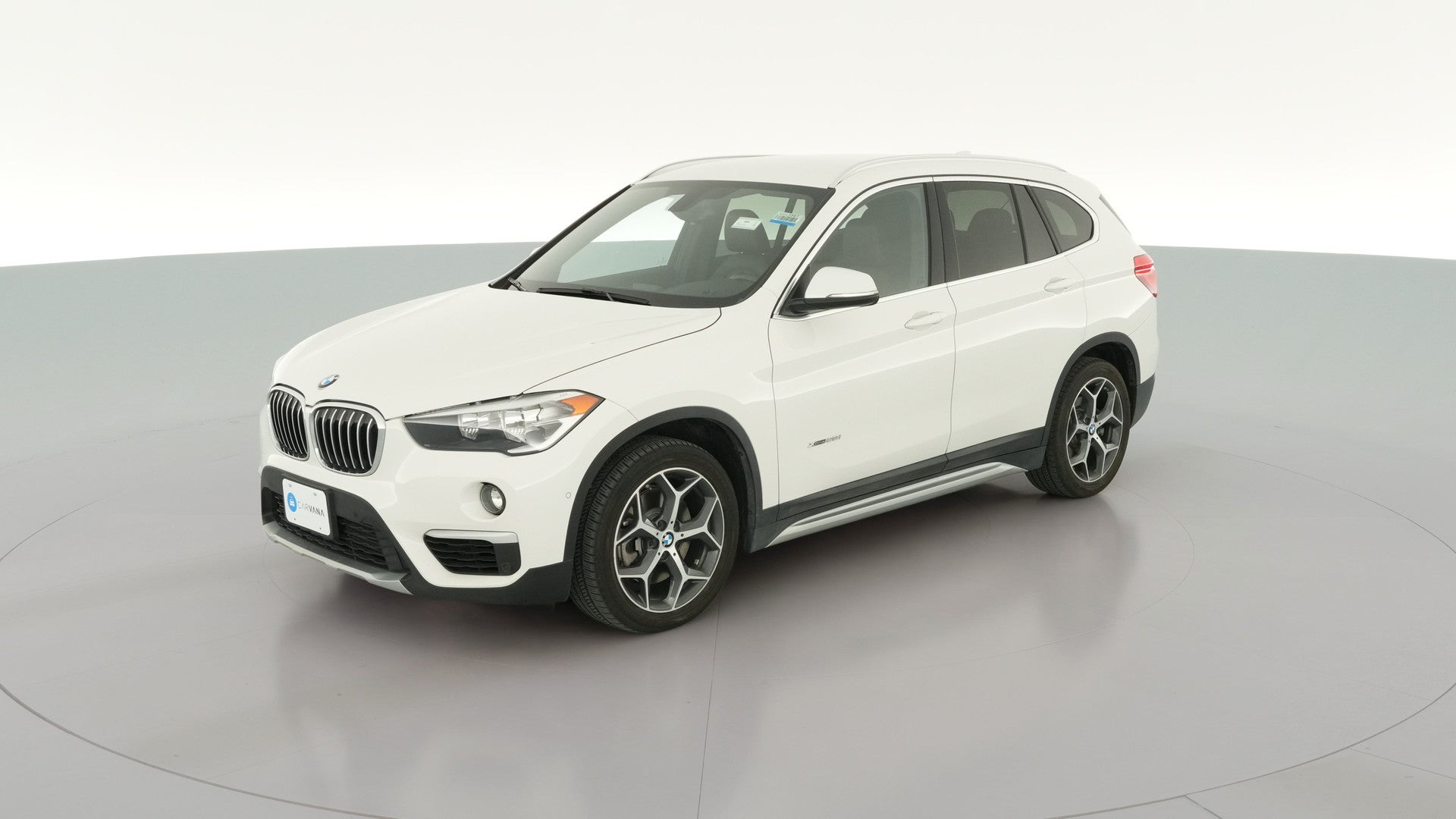 2016 BMW X1 vehicle photo