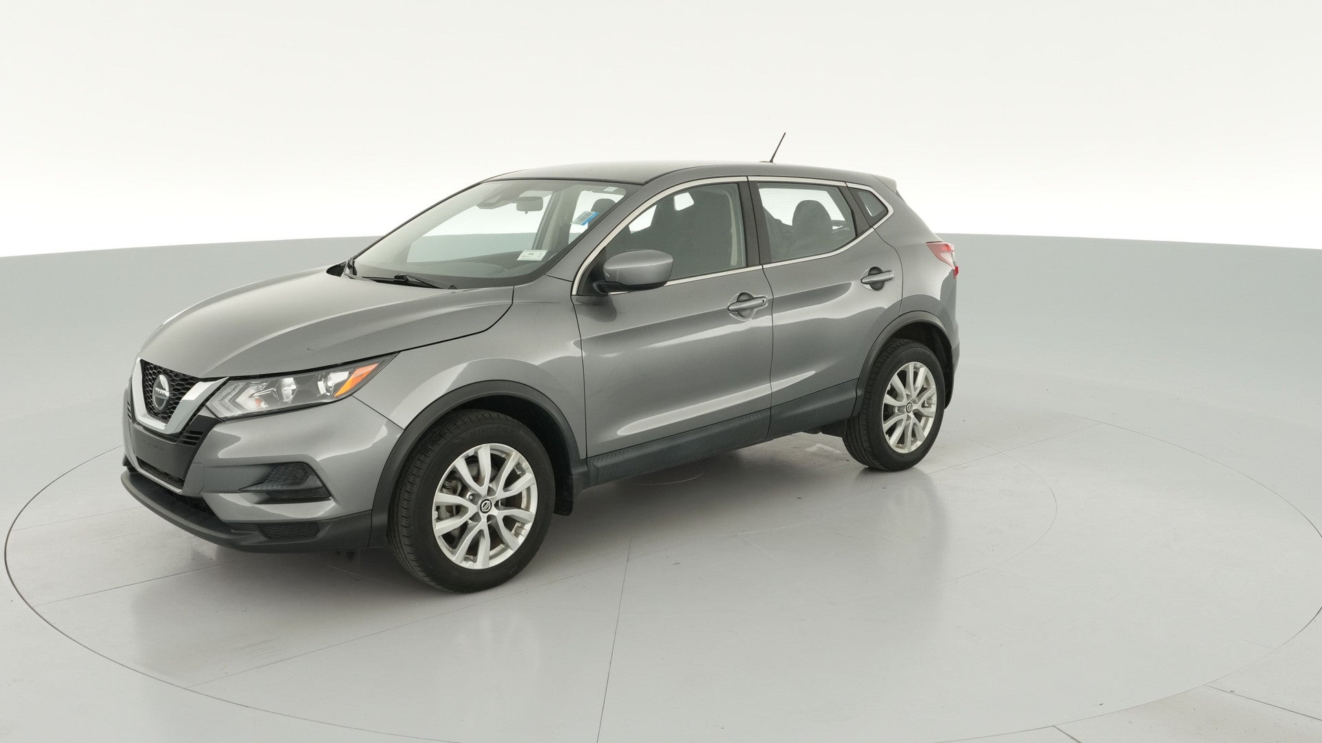 2021 Nissan Rogue Sport vehicle photo
