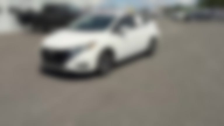 2025 Nissan Versa vehicle photo