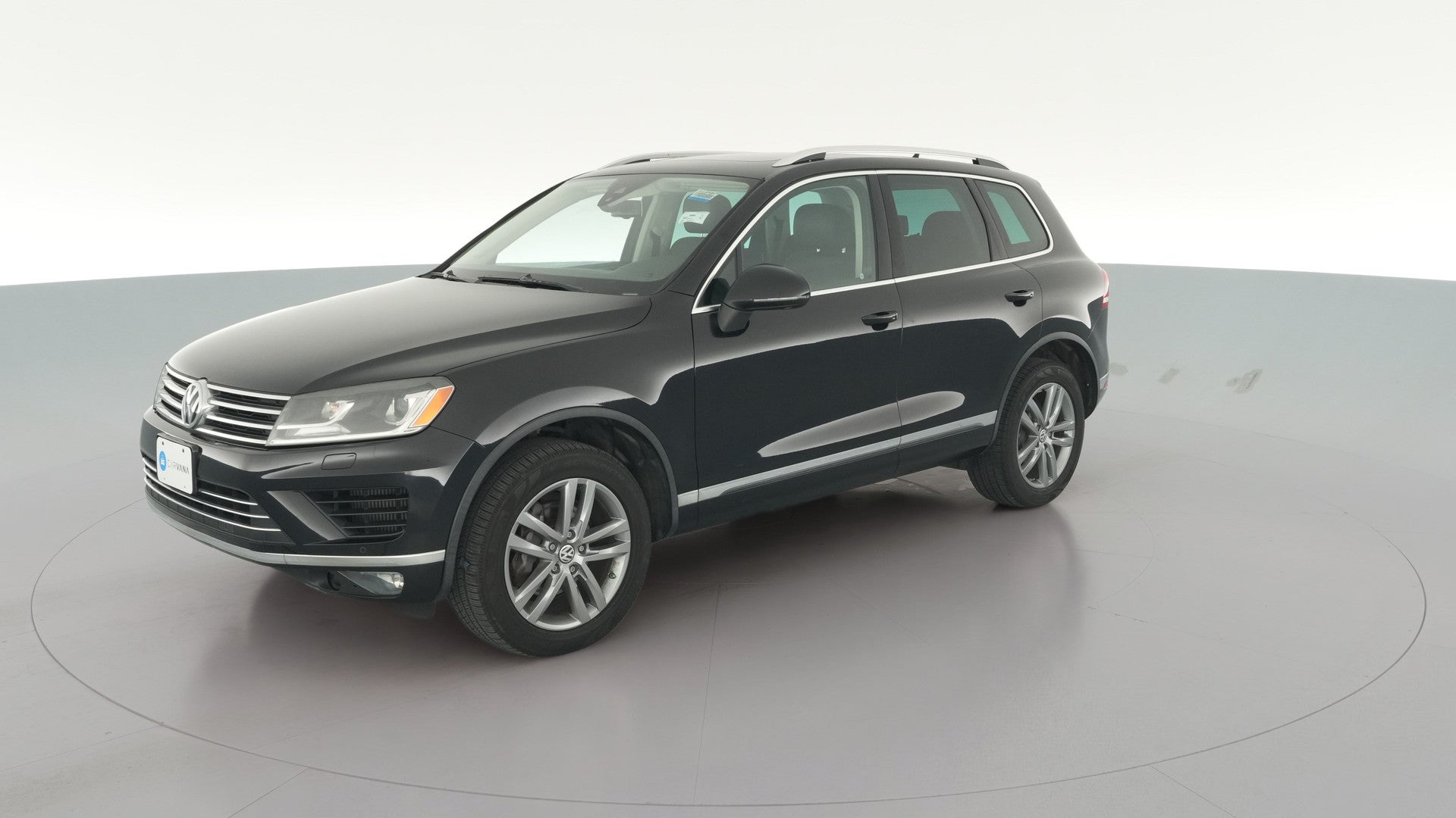 2016 Volkswagen Touareg vehicle photo