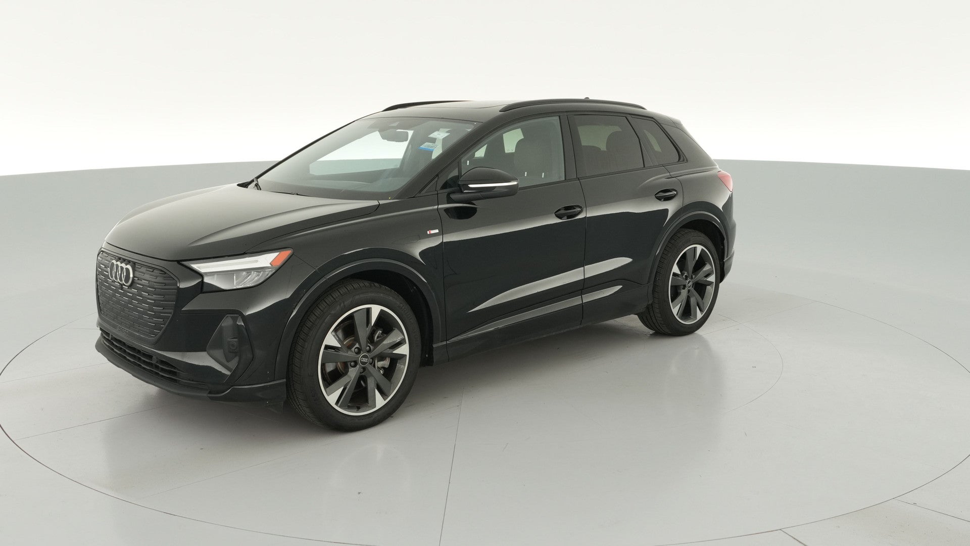 2025 Audi Q4 e-tron vehicle photo