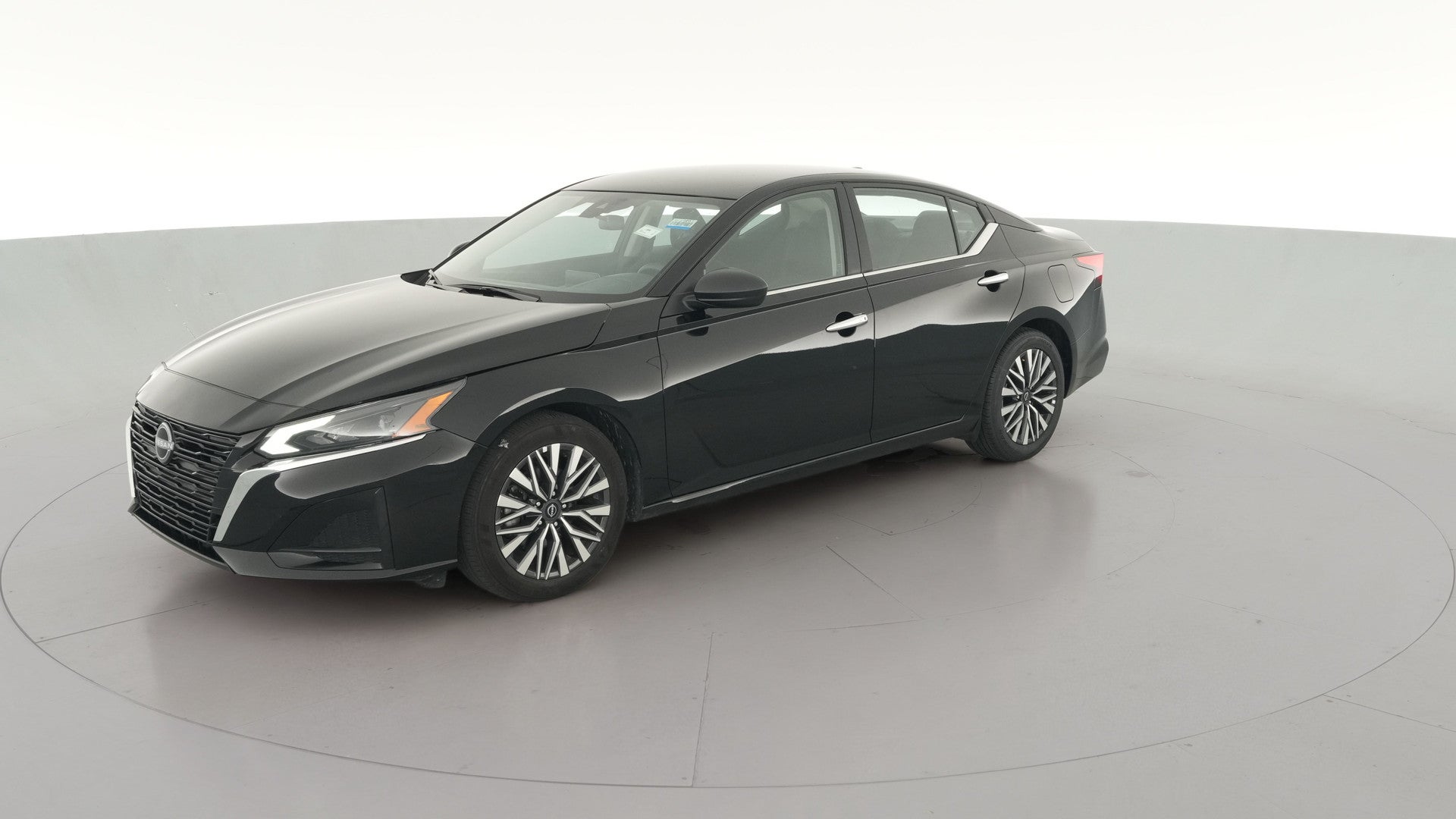 2025 Nissan Altima vehicle photo