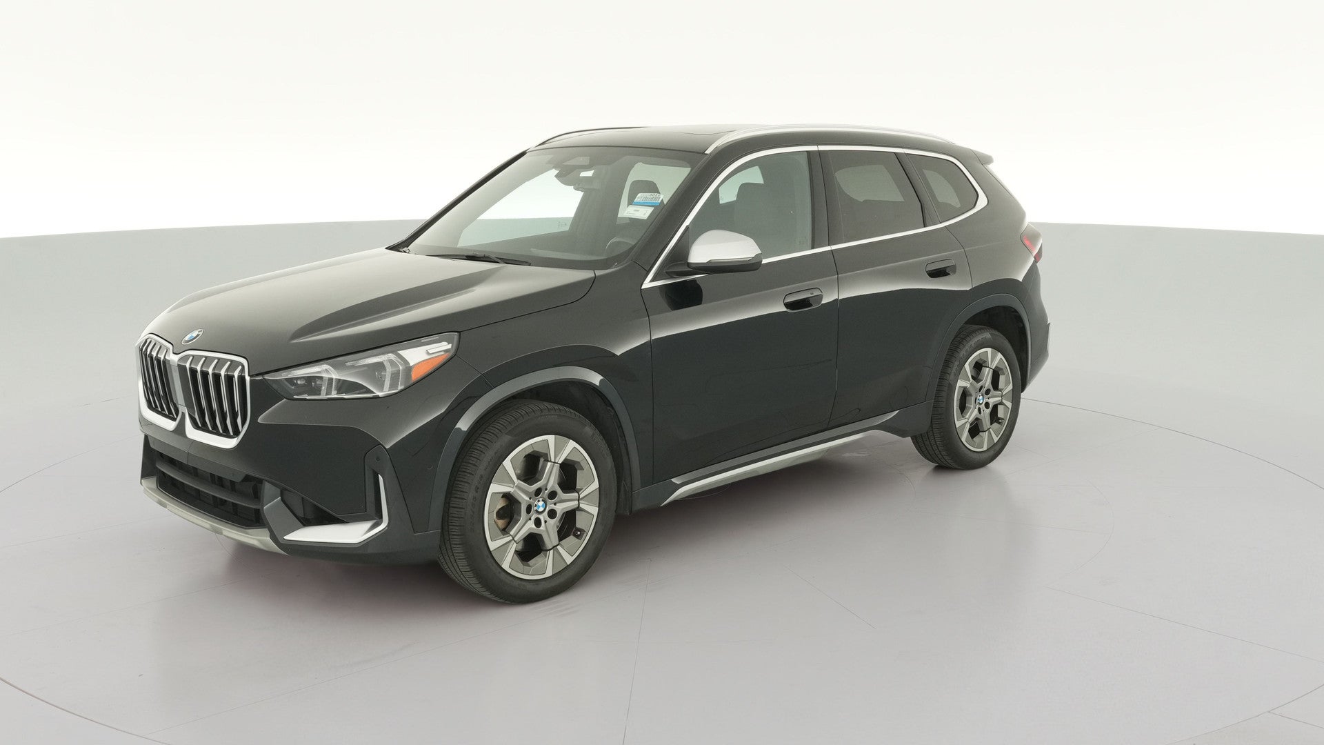 2023 BMW X1 vehicle photo