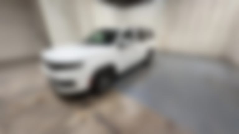 2022 Jeep Grand Wagoneer vehicle photo