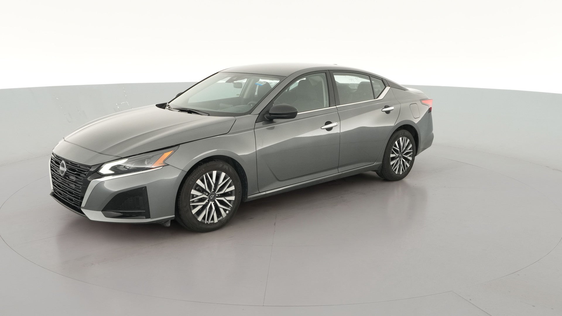 2025 Nissan Altima vehicle photo
